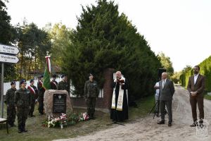 Odsłonięcie tablicy pamiątkowej w Dobieszkowie 11.09.2024